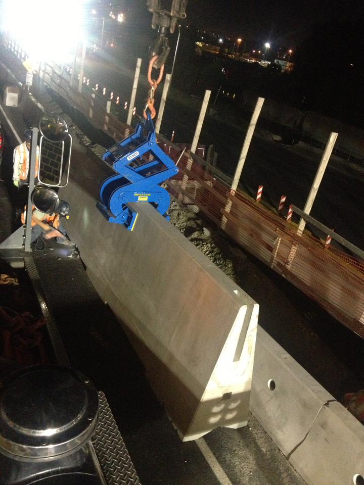 barrierclamp2 Phoenix Truck & Crane