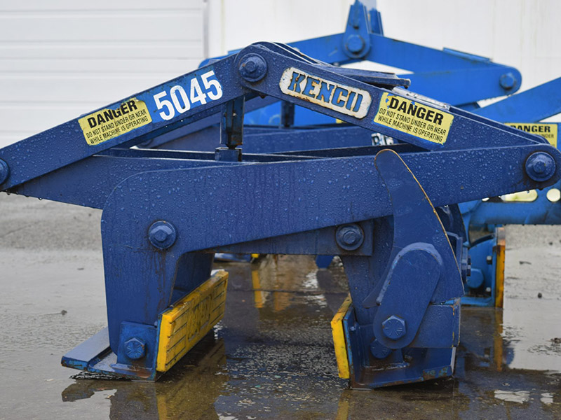Kenco_Barrier_Clamps Phoenix Truck & Crane